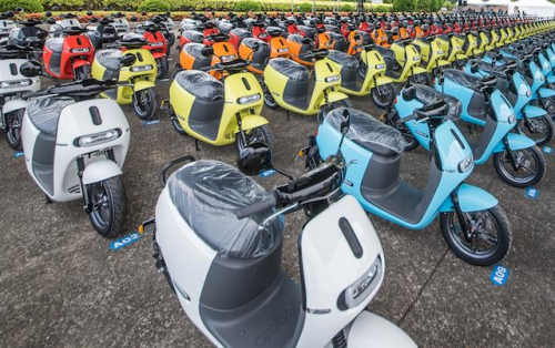 六都只有高雄無汰舊換新補助,買電動機車得多花 1 萬 3 - 高信免留車機車借款