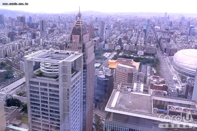 全國房價比逼近10倍 高雄買房需省吃儉用超過9年