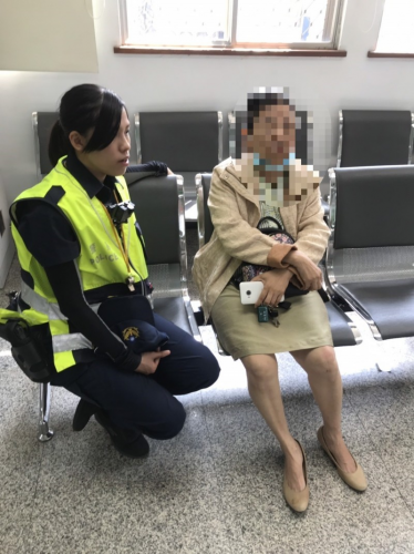 夢幻異國戀曲?熟女暈船險遭騙走46萬元-高雄周轉就找高信當舖