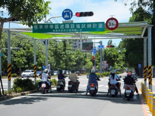 高雄南波萬！貼心設施網友大讚「花媽真棒」-高雄機車借款,高信當舖,高雄免留車